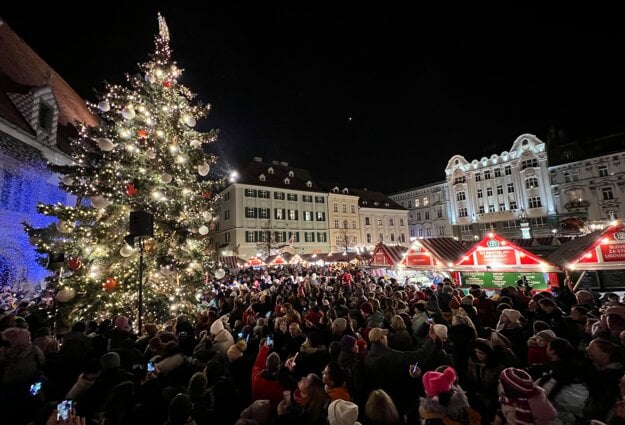 The Christmas market in Bratislava's Main Square, 2022.