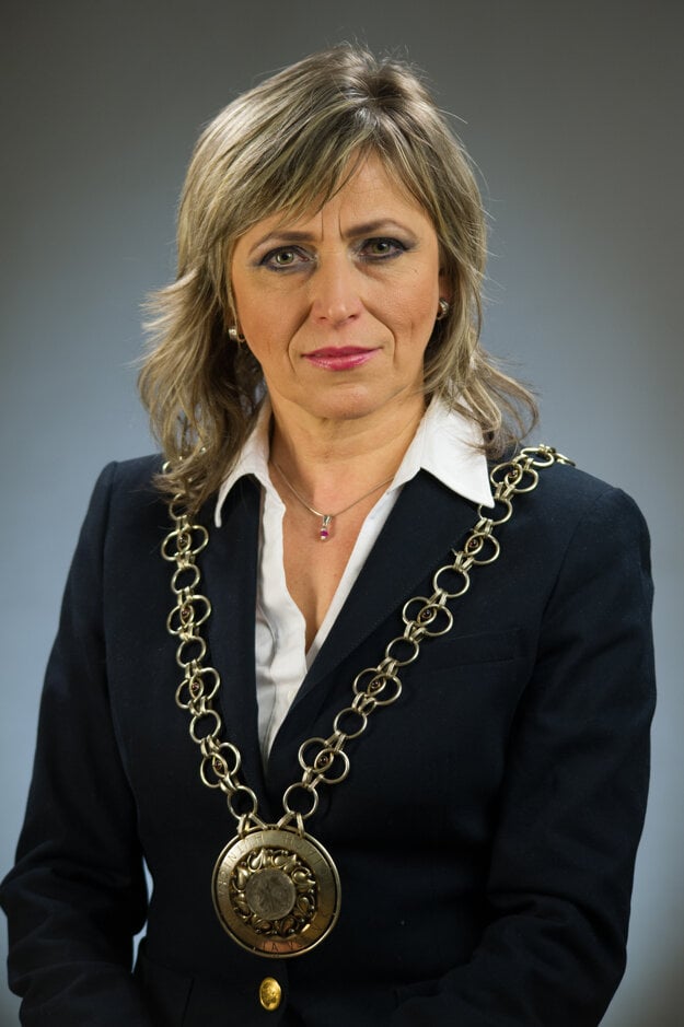 Doc. Iveta Vasková, dekanka FMMR TUKE: „Podajte prihlášku, staňte sa našim študentom už dnes a využite všetky možnosti, ktoré ponúka naša fakulta.“