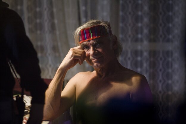 Oldřich Kaiser sa pripravuje na záber