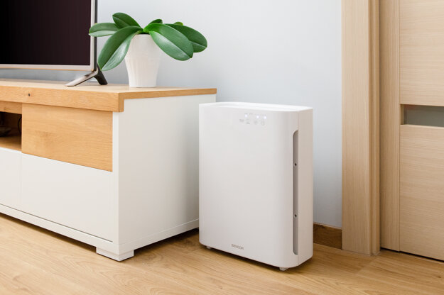 Čistička vzduchu SHA 8400WH-EUE3 so 4-stupňovou filtráciou zaisťuje najvyššiu možnú účinnosť aj vďaka HEPA13 filtru