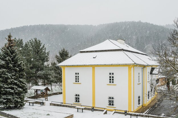 Kaštieľ v Hendrichovciach (zdroj: vlastníci a Nadácia SPP)