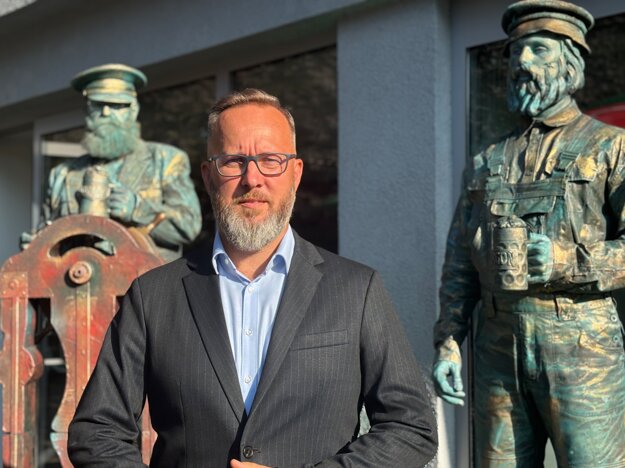 Country Sales Manager Róbert Fegyveres