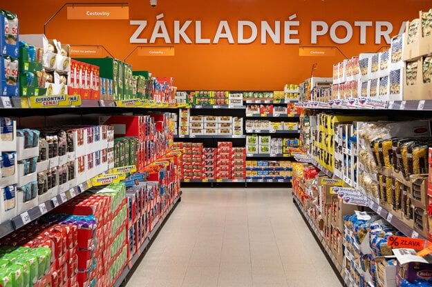 V Kauflande sa nakupuje pohodlne aj vďaka dostatku priestoru a dobrému značeniu