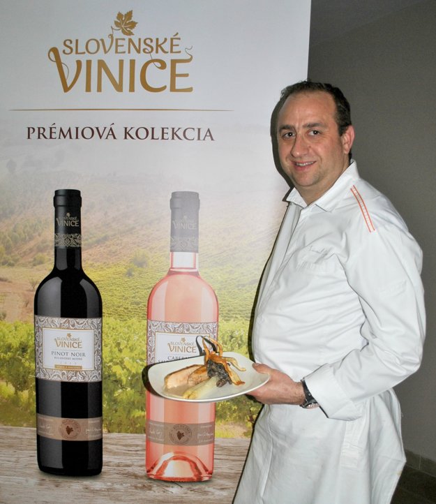 Šéfkuchár z Francúzska - Lionel Levy nakombinoval menu z francúzskeho jedla a slovenských vín. (zdroj: KAG)