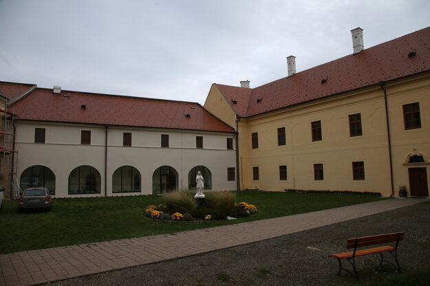 Kláštor v Hronskom Beňadiku (zdroj: vlastníci a Nadácia SPP)