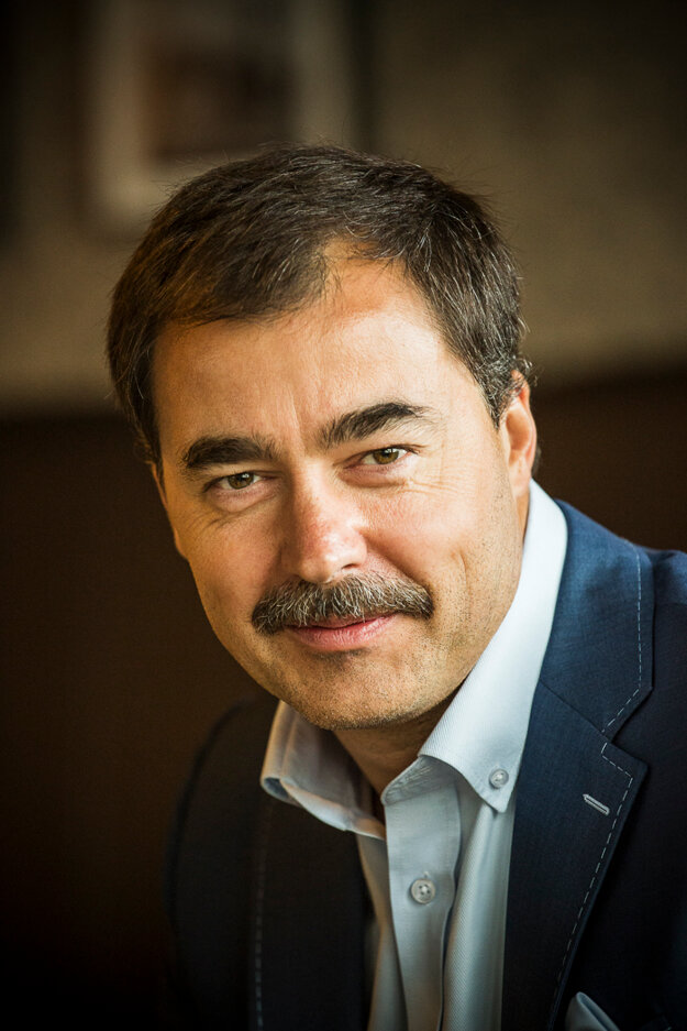 Peter Zálešák: Každú firmu tvoria ľudia a ako ľudia si musíme pomáhať. (zdroj: NAY)