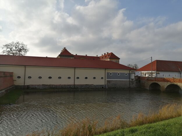 Koniareň kaštieľa v Holíči (zdroj: vlastníci a Nadácia SPP)