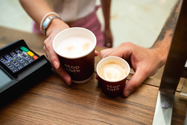 Prémiová kávová zmes Stop Cafe a široký výber lahodných káv (zdroj: ORLEN)