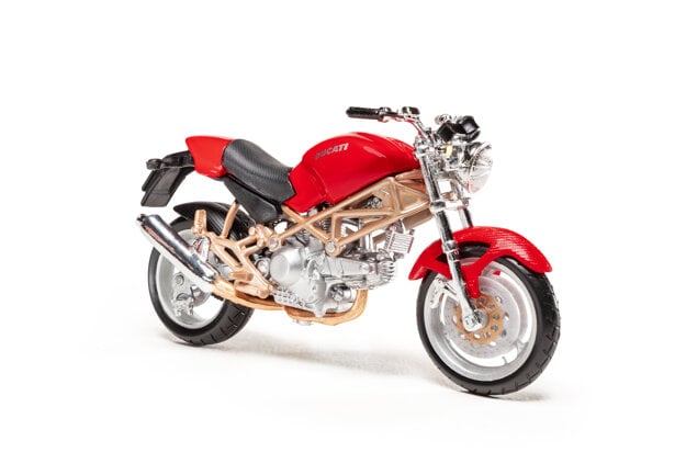 Ducati Monster 900