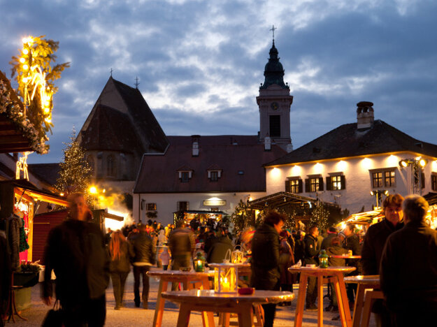 Rathausplatz Rust (c) Stadtmarketing Rust Wetzelsdorfer