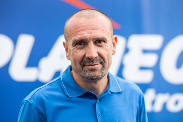 Peter Benický verí, že firiem, ktoré prejdú z PET fliaš na ekologickejší SodaStream, bude pribúdať.  (zdroj: Fast Plus)