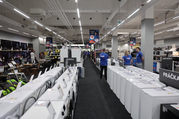 Predajne PLANEO Elektro slúžia aj ako výdajne e-shopu planeo.sk.