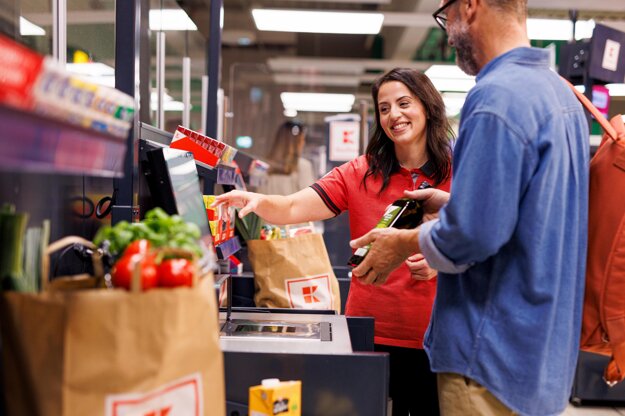 V Kauflande aktuálne pracuje 73 percent žien a 27 percent mužov (zdroj: Kaufland)