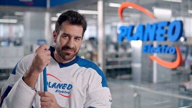 Aj Boris Valábik nakupuje v PLANEO Elektro (zdroj: Planeo Elektro)