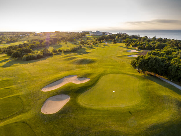 Prvé golfové ihrisko na Istrii je pár minút od hotela v Savudriji (zdroj: Kempinski Hotel Adriatic)