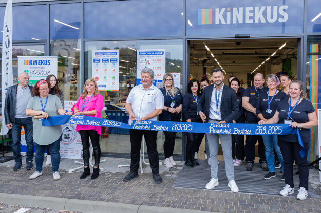 Novootvorená predajňa v Považskej Bystrici rovnako patrí do franšízovej siete Kinekusu. (zdroj: Kinekus)