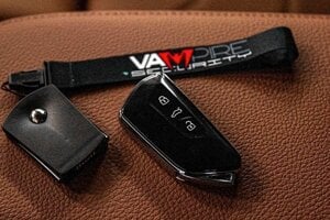 VAM kľúč v porovnaní s bežným kľúčom od auta