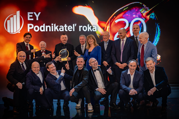 Zloženie poroty súťaže EY Podnikateľ roka 2025