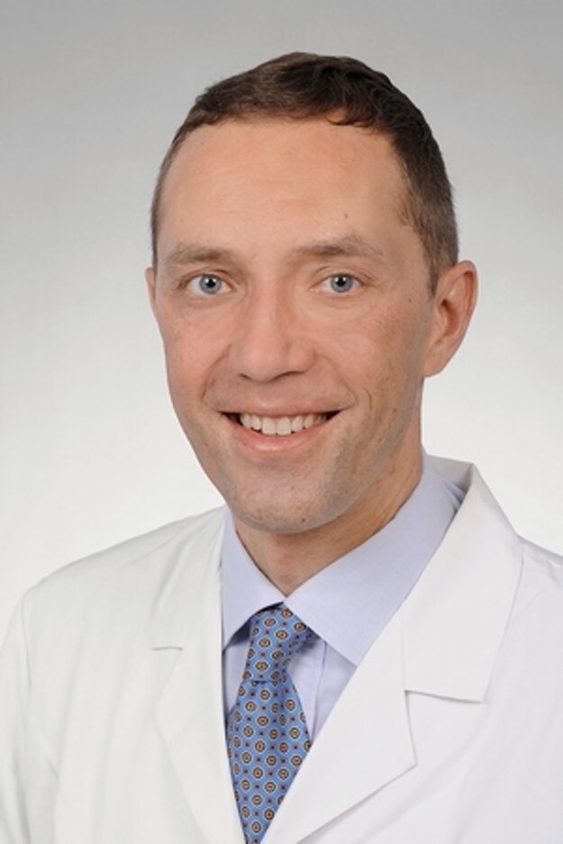 Prof. Dr. med. Severin Läuchli (Dermacenter, Zurich). (zdroj: Ewopharma)