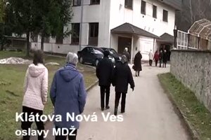 Gašparovič oslavoval MDŽ
