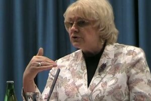 Vláda schválila zníženie poplatkov za správu fondov DSS